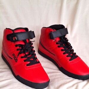 Fila Red and Black High-Top Sneakers size 10 Men.
